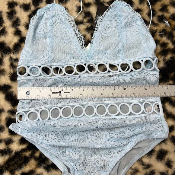Parisian Baby Blue Lace Panel Cutout Bodysuit 6 NWT - Picture 3 of 7